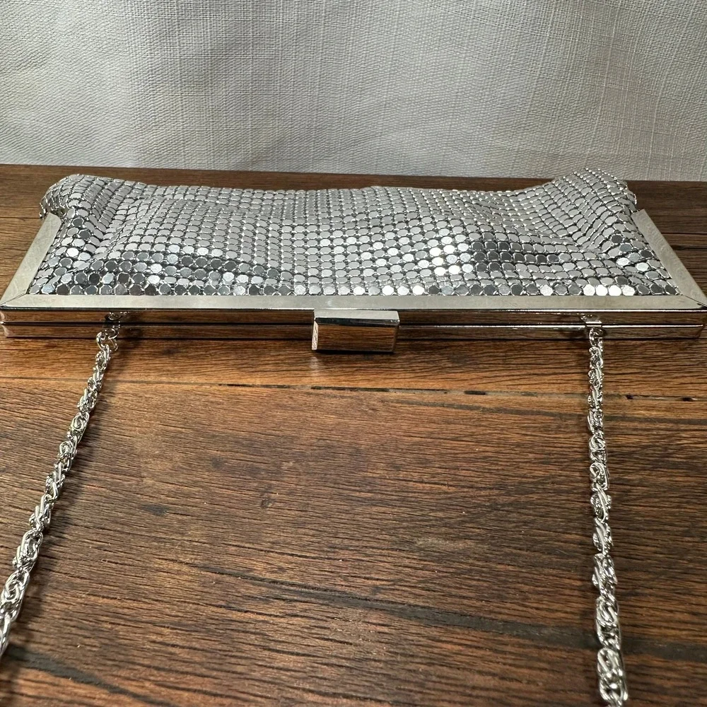 Silver Mesh Evening Clutch Bag with Chain Strap‎ Elegant Party Purse